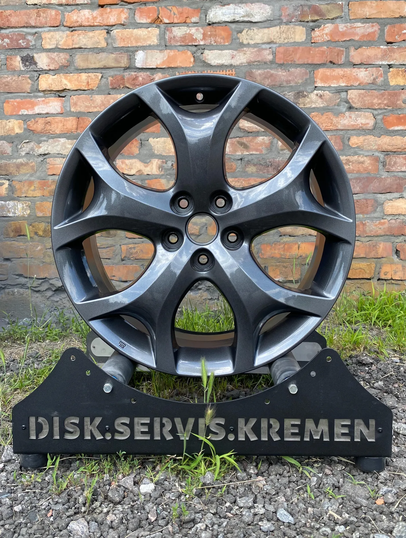 Литі диски Mazda 19″ після порошкового фарбування в колір antracite
